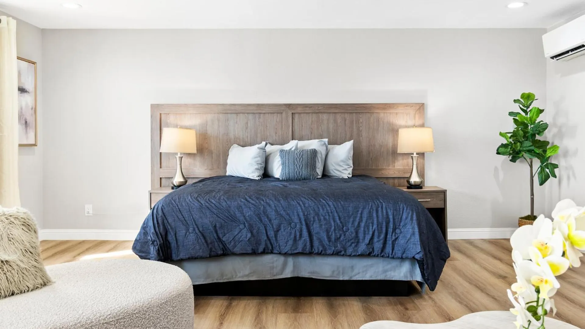 Serene Vegas Boutique Hotel Las Vegas